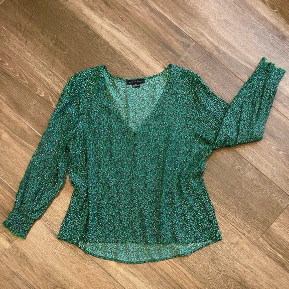 Sanctuary Noelle Animal Print Green and Black V Neck Blouse XL - Picture 7 of 10